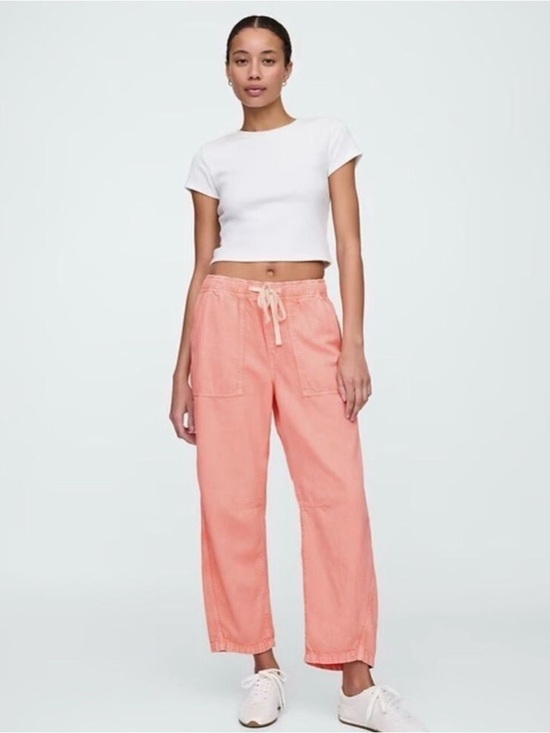 GAP Denim - NWOT GAP Mid-Rise SuperSoft Pull-On Barrel Jeans in Tea Rose Pink Size Small